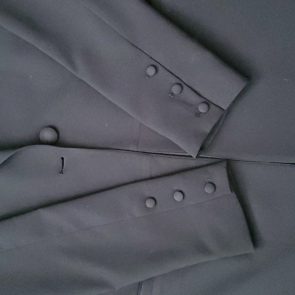 🌟 Camila Coelho Brenna Black Blazer - Picture 9 of 10